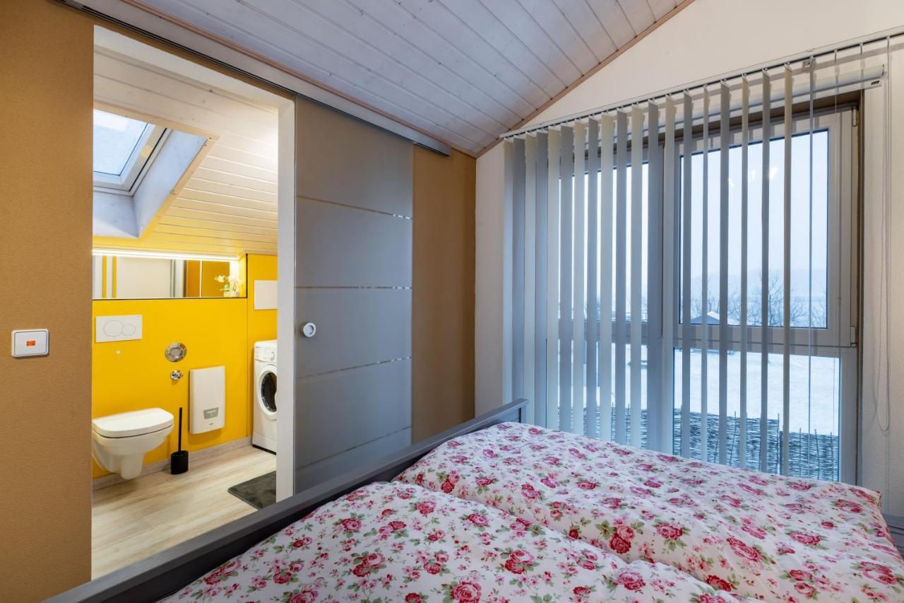 Gemuetliche Ferienwohnung Mit Panoramablick Muttensweiler Экстерьер фото